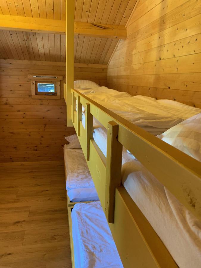 The Bee - Trekkershuts & Apartment Opperdoes Exteriör bild